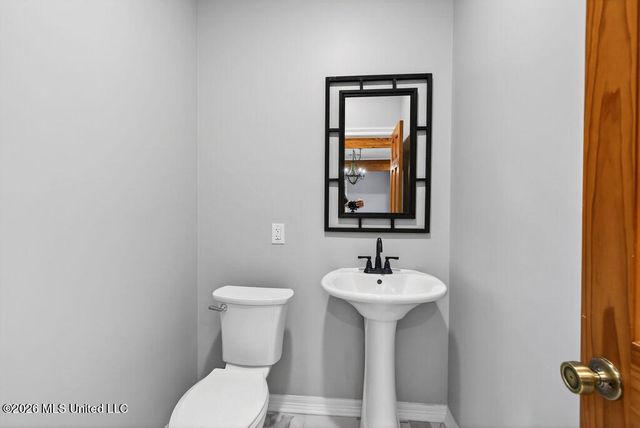 18265 Landon Road, Gulfport, MS 39503