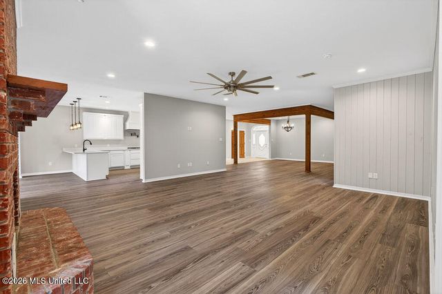 18265 Landon Road, Gulfport, MS 39503