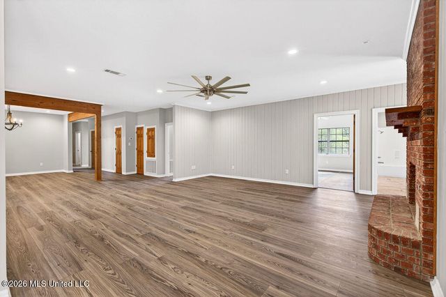 18265 Landon Road, Gulfport, MS 39503