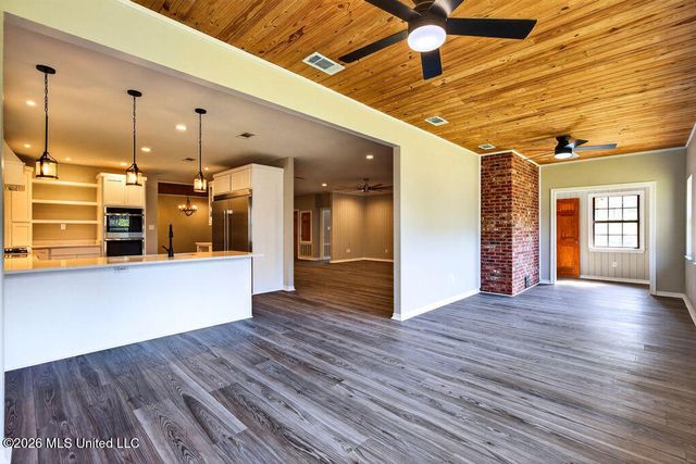 18265 Landon Road, Gulfport, MS 39503