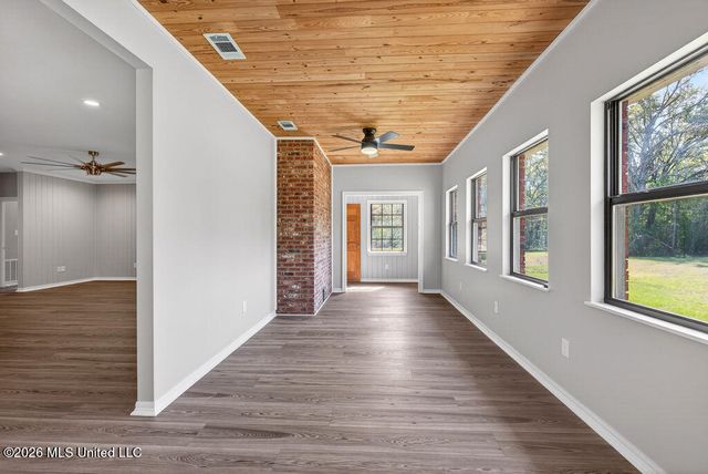 18265 Landon Road, Gulfport, MS 39503