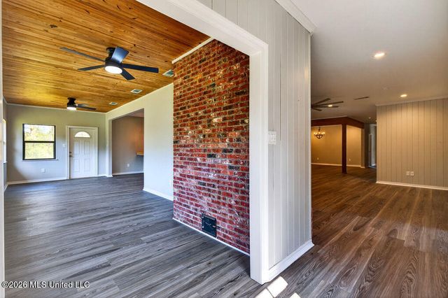 18265 Landon Road, Gulfport, MS 39503