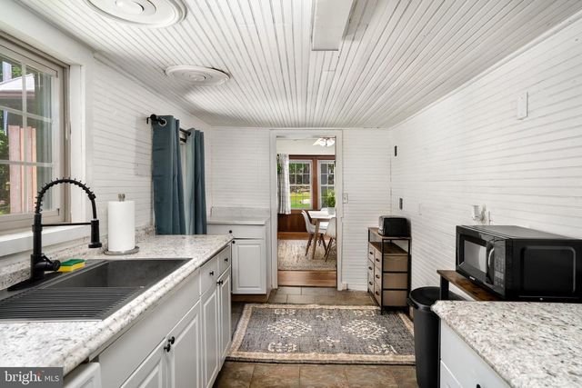 1789 HELMICK ROCK RD, Mathias, WV 26812