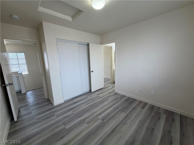 1094 Scarlet Haze Avenue, Las Vegas, NV 89183