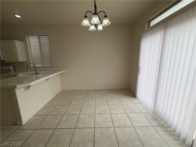 1094 Scarlet Haze Avenue, Las Vegas, NV 89183