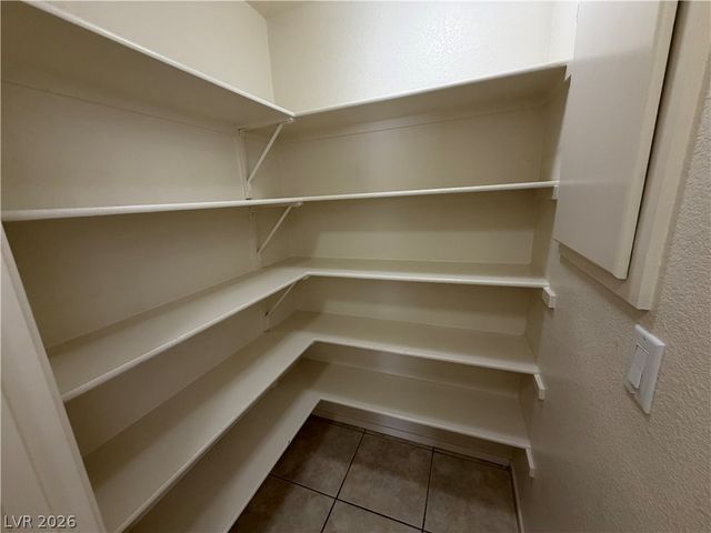 1094 Scarlet Haze Avenue, Las Vegas, NV 89183