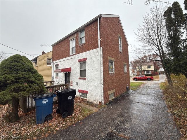 17316 Throckley Avenue, Cleveland, OH 44128