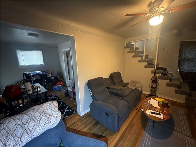17316 Throckley Avenue, Cleveland, OH 44128