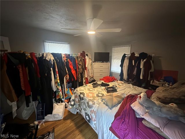 17316 Throckley Avenue, Cleveland, OH 44128