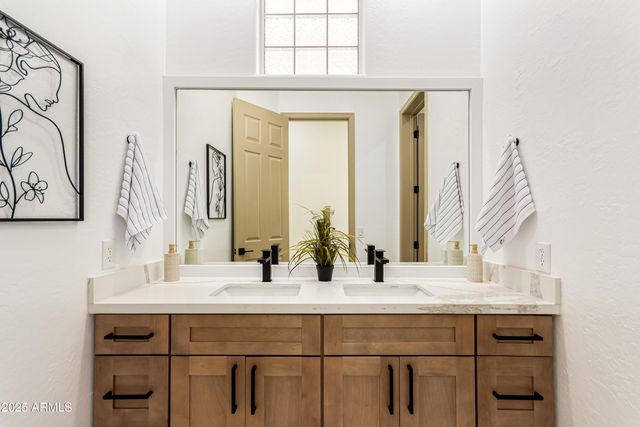 2060 E PRESCOTT Place, Chandler, AZ 85249