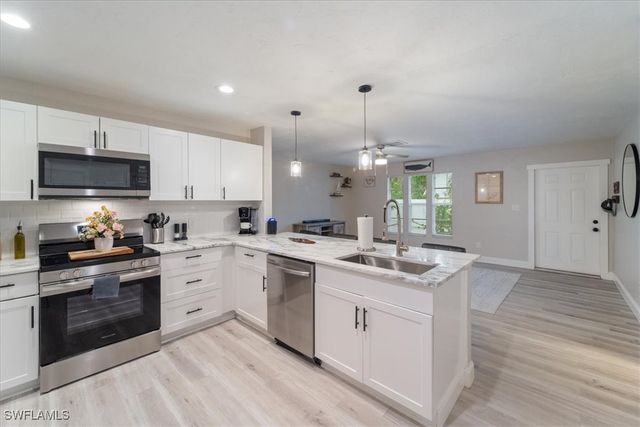 51-55 Lake ST, North Fort Myers, FL 33903
