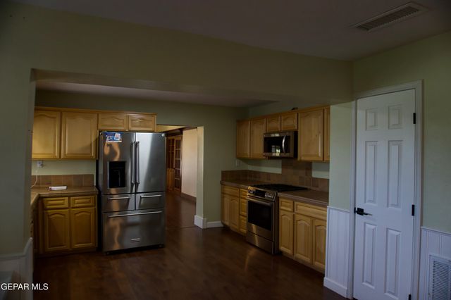 9401 PAVO Lane, El Paso, TX 79907