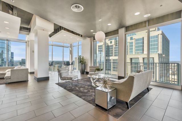 415 Church St Apt 1105, Nashville, TN 37219