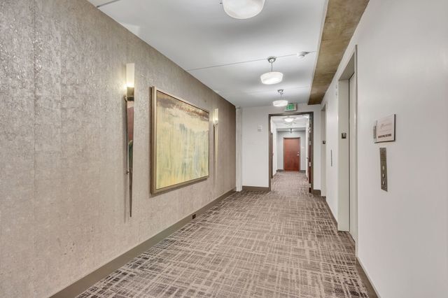 415 Church St Apt 1105, Nashville, TN 37219