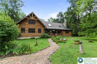 325 Raubsville Road, Williams Twp, PA 18042