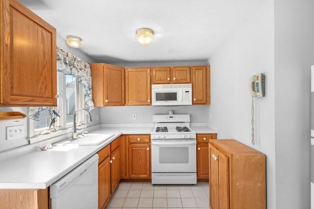38 Country Side Road 38, Bellingham, MA 02019