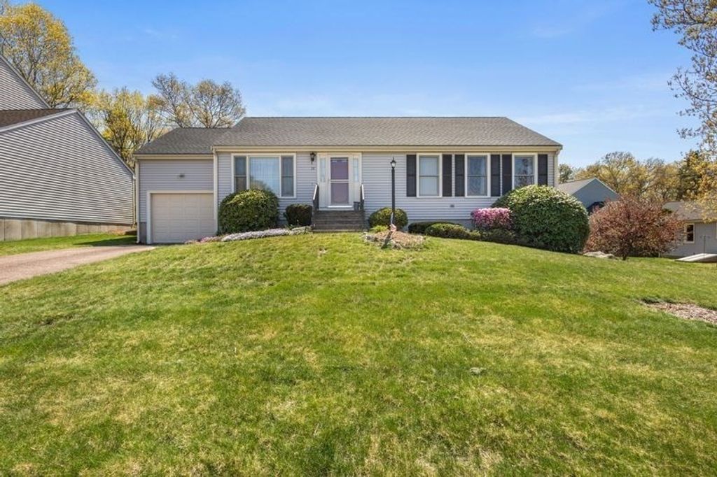 38 Country Side Road 38, Bellingham, MA 02019