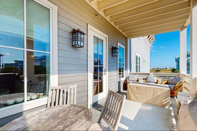 136 Palmilla Cr 202, Port Aransas, TX 78373