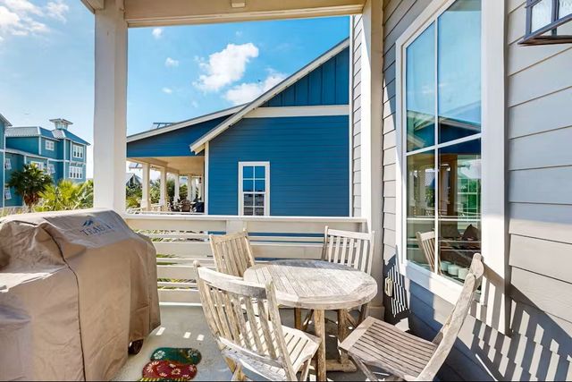 136 Palmilla Cr 202, Port Aransas, TX 78373