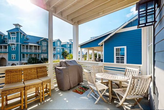 136 Palmilla Cr 202, Port Aransas, TX 78373