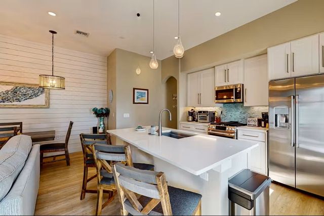 136 Palmilla Cr 202, Port Aransas, TX 78373