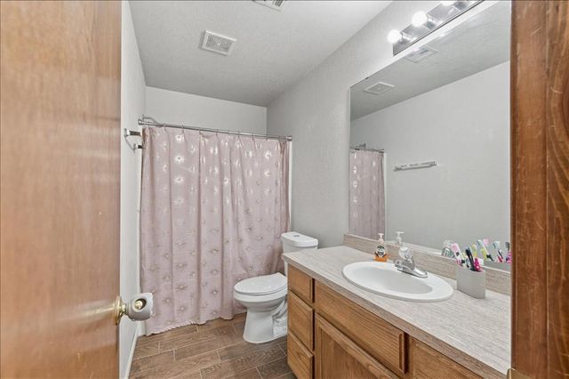 10304 Lighthouse Court, Oklahoma City, OK 73159