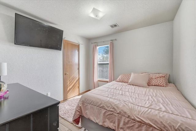 10304 Lighthouse Court, Oklahoma City, OK 73159