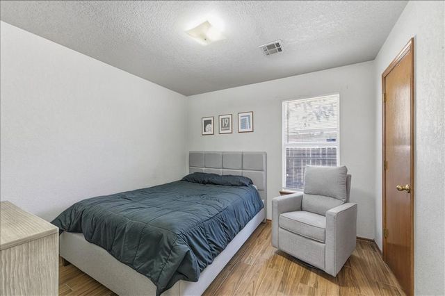 10304 Lighthouse Court, Oklahoma City, OK 73159