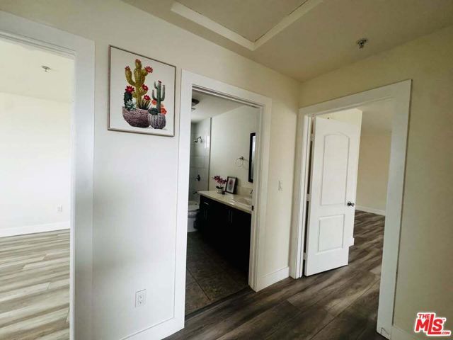 601 W 84th Street, Los Angeles, CA 90044