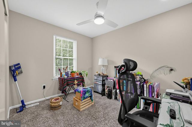 5 THORNHILL CT, Sicklerville, NJ 08081