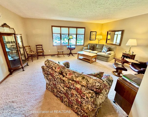 112 Wedgewood Drive, Charlotte, MI 48813