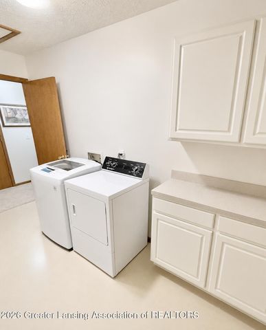112 Wedgewood Drive, Charlotte, MI 48813