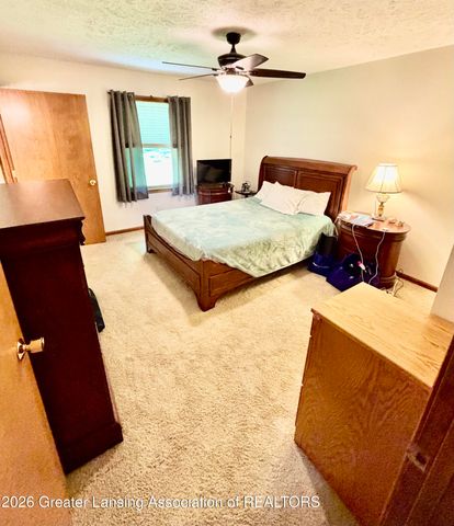 112 Wedgewood Drive, Charlotte, MI 48813