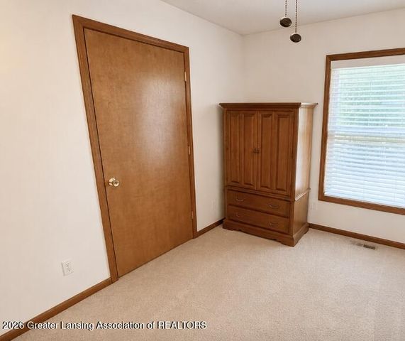 112 Wedgewood Drive, Charlotte, MI 48813