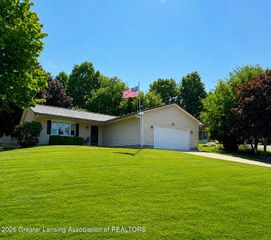 112 Wedgewood Drive, Charlotte, MI 48813