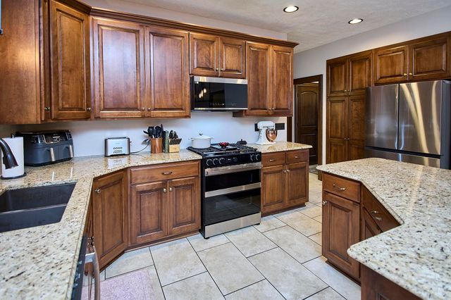 308 Rumer Station Road, Red House, WV 25070