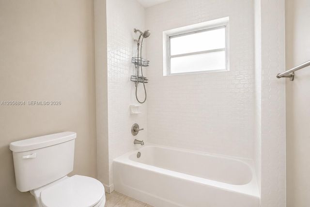 948 NW 9th Court, Homestead, FL 33030