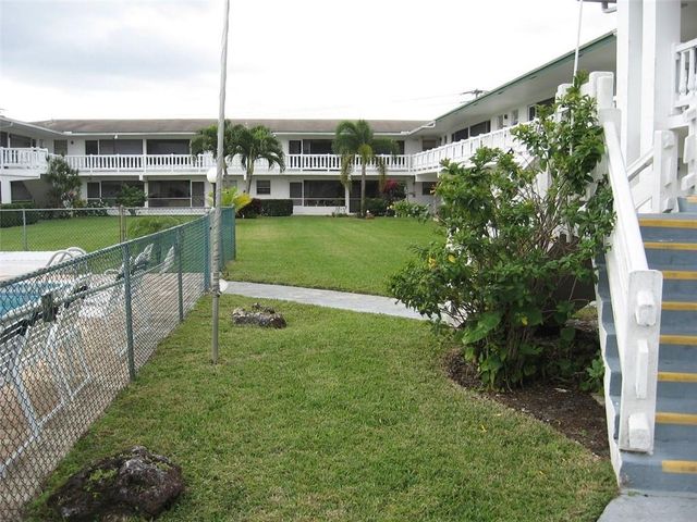 1621 NW 46th Avenue 101, Lauderhill, FL 33313