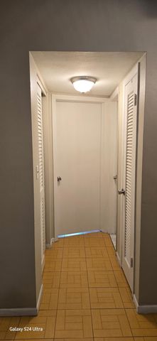 1621 NW 46th Avenue 101, Lauderhill, FL 33313