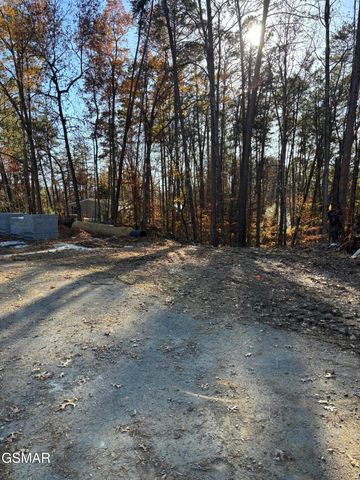 2779 Easy Street, Sevierville, TN 37862