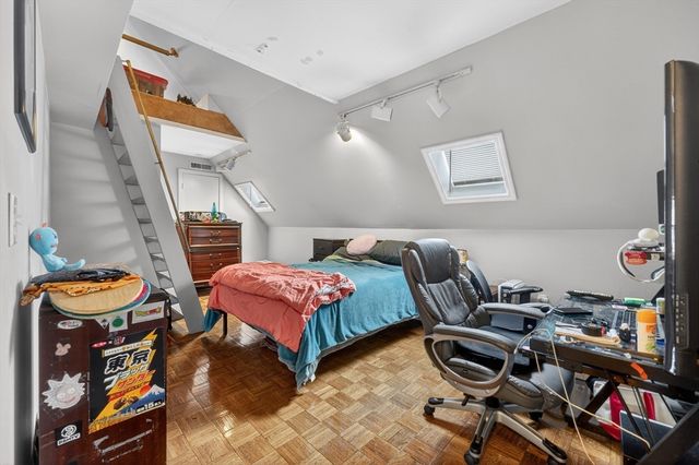 211 Summer St, Somerville, MA 02143