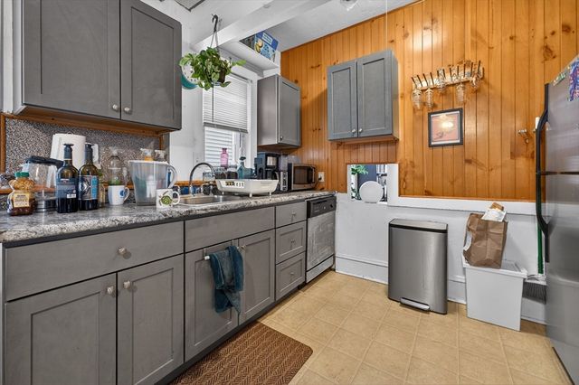 211 Summer St, Somerville, MA 02143
