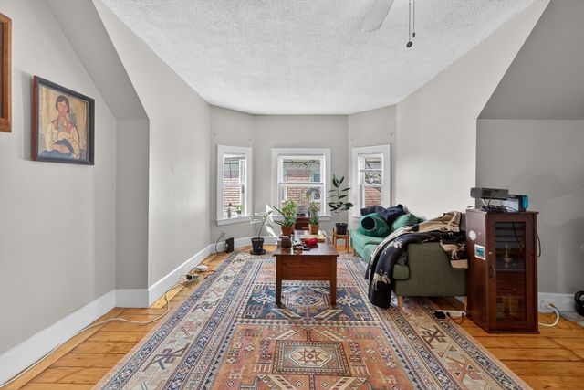 211 Summer St, Somerville, MA 02143