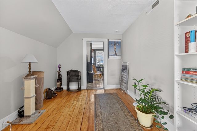 211 Summer St, Somerville, MA 02143