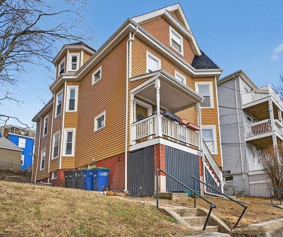 211 Summer St, Somerville, MA 02143
