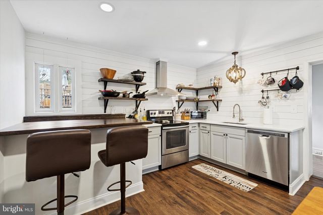 138 HALL ST, Spring City, PA 19475