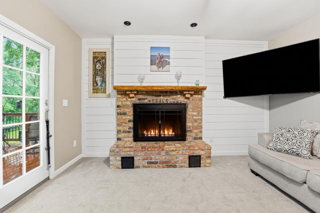 8258 Hemingway Avenue S, Cottage Grove, MN 55016