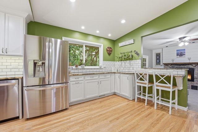 8258 Hemingway Avenue S, Cottage Grove, MN 55016