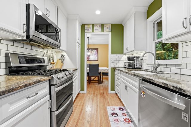 8258 Hemingway Avenue S, Cottage Grove, MN 55016