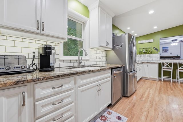 8258 Hemingway Avenue S, Cottage Grove, MN 55016